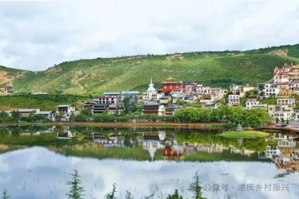 迪庆打造自然生态和文化生态旅游“双高地”